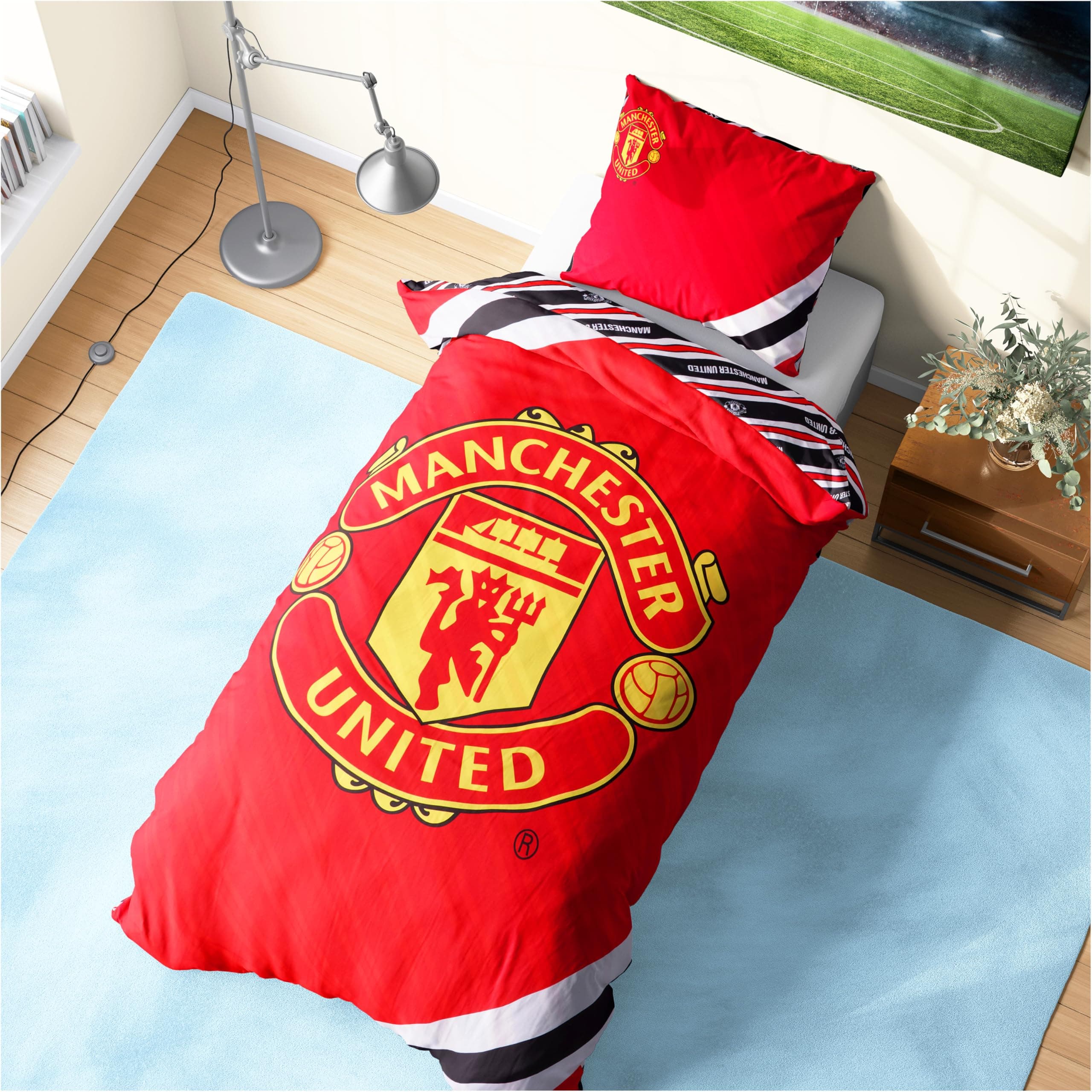 Get Trend Manchester United FC Single Duvet Cover Set, Reversible Man United Football Bedding… product image
